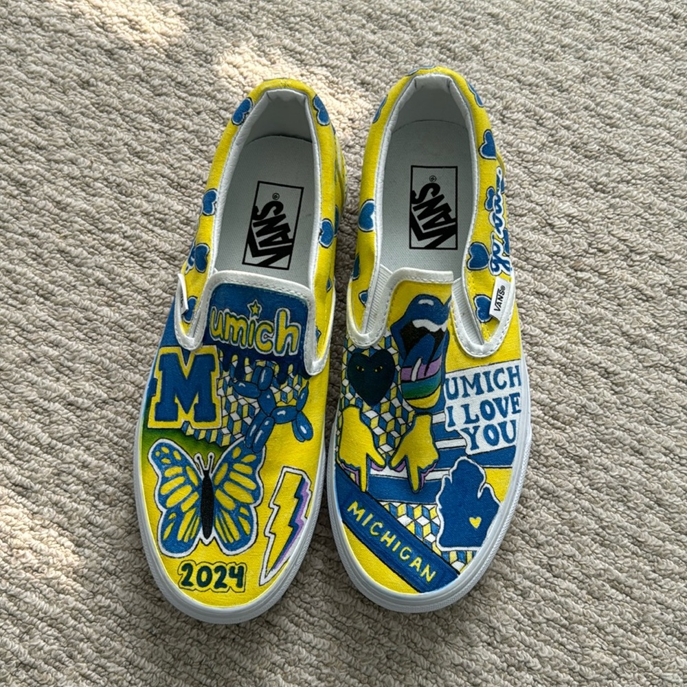 Decorated Michigan vans size 8